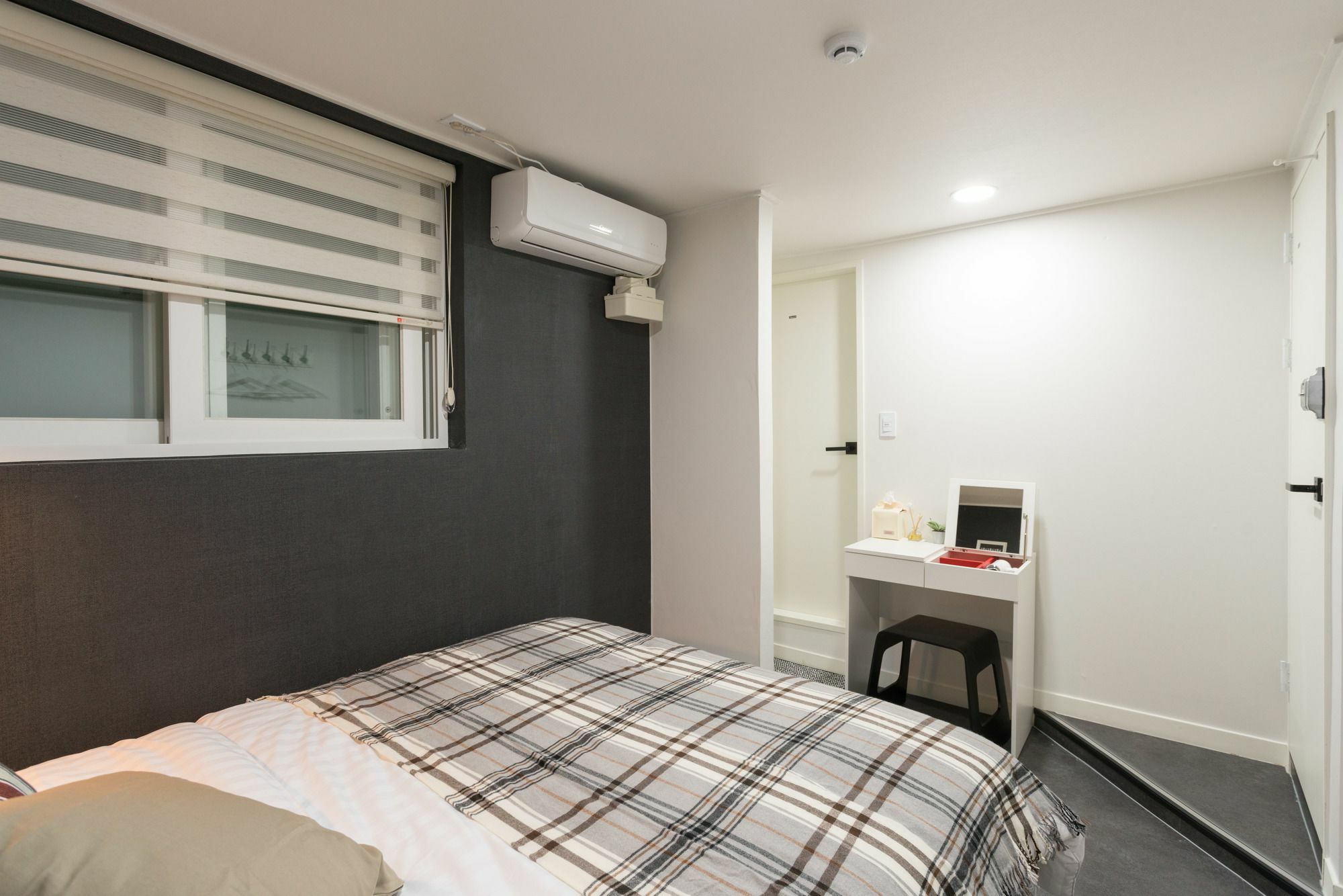 Hotel Neat House Hongdae à Séoul Extérieur photo